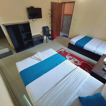 Golden Lake Pokhara Exterior photo