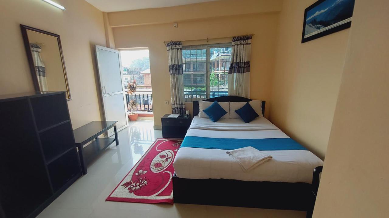 Golden Lake Pokhara Exterior photo