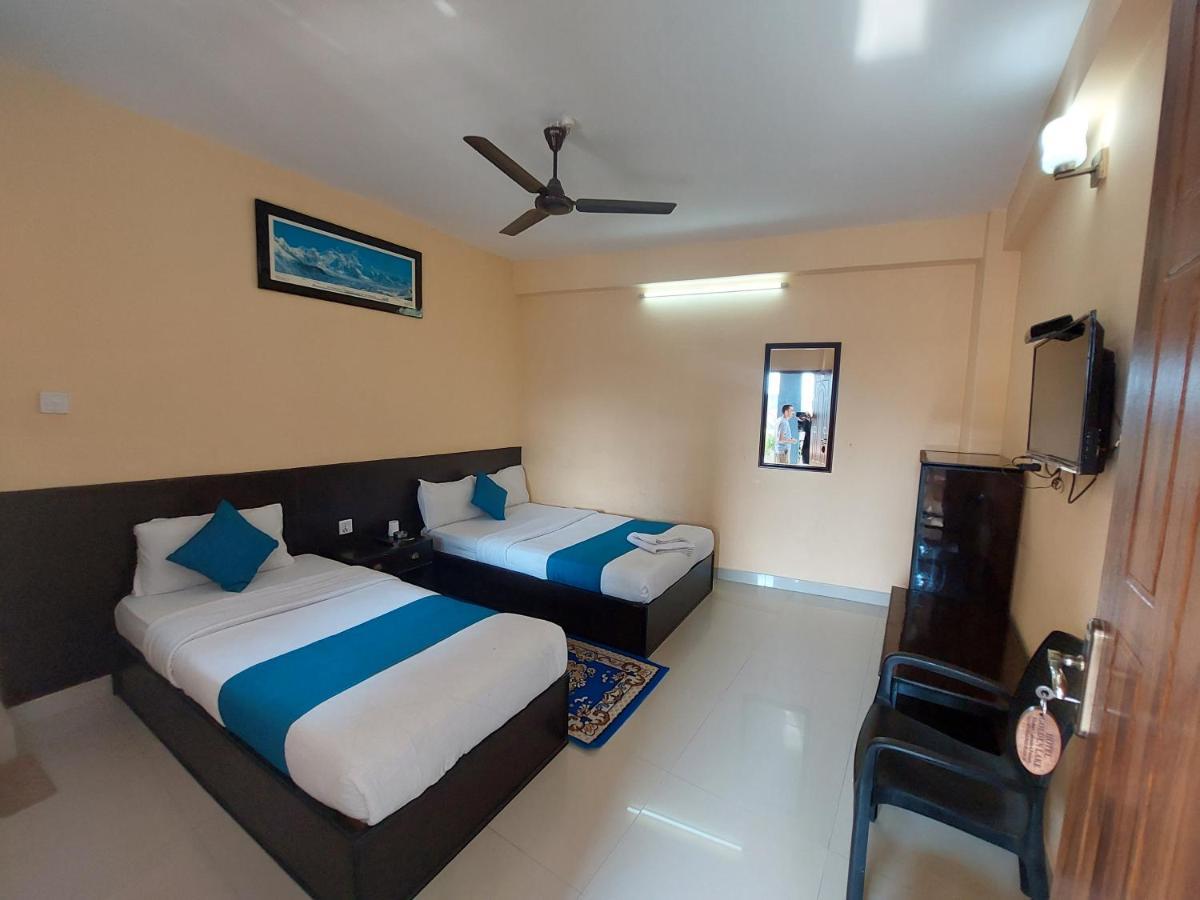Golden Lake Pokhara Exterior photo